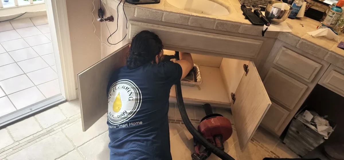 Kitchen sink plumbing service